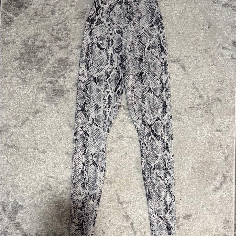 ALO Yoga Reptile Print Leggings Gray and Black